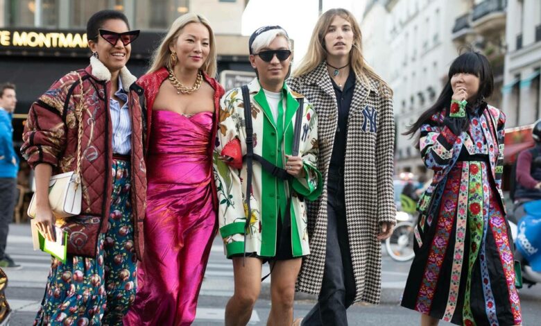The Role of Fashion Bloggers Influencers Shaping the Industry